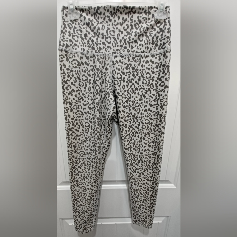 Evolution & Creation Cheetah Print High Waist Womens Legging. Sz Med #H10